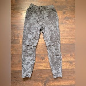 Lululemon sweatpants